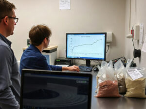 Trace / Elemental Analysis 7 Trace / Elemental Analysis chemical laboratory Australia